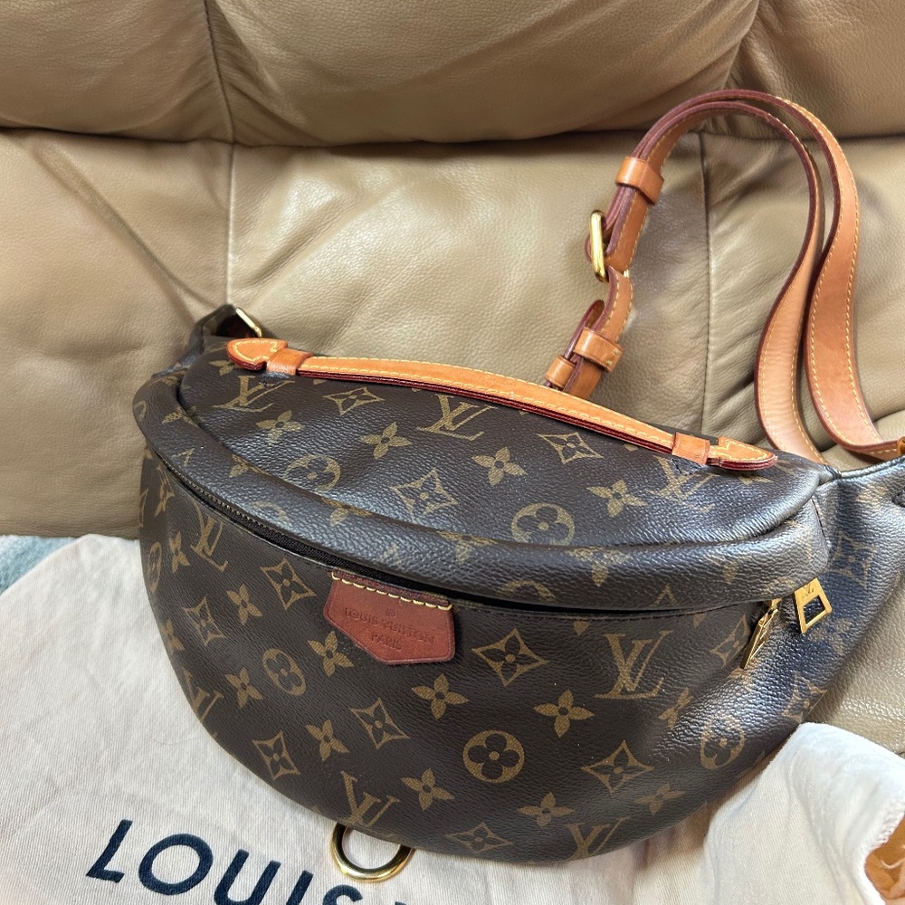 🧊🔥AUTHENTIC Louis Vuitton BUMBAG MONO🧊🔥